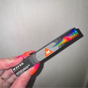 Waterproof liquid eyeliner